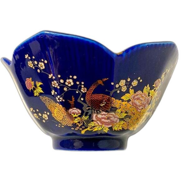 PEACOCKS Lotus Floral Cobalt Blue Gold Trim Decorative JAPANESE Bowl Vintage - Picture 1 of 12
